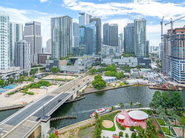 Продажа квартиры #2412 - фото 7489416