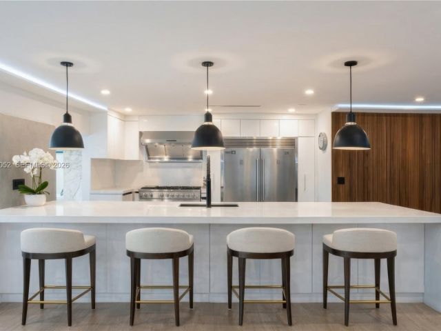 Продажа дома по адресу 1560 Cleveland Rd - фото 7467905