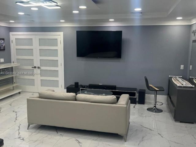 Дом в аренду по адресу 1430 Polk St 1430 - фото 7472792