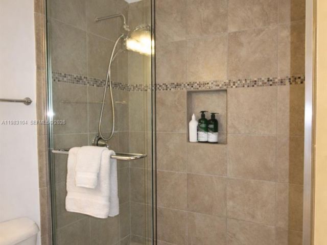 Продажа дома по адресу 16969 Pavilion Way - фото 7517564