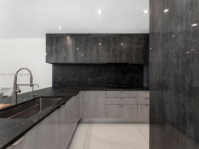 Продажа квартиры #4202 - фото 7467296