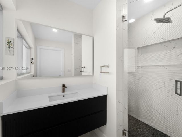 Продажа квартиры #4202 - фото 7467307