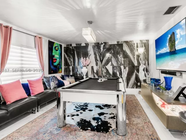 Продажа дома по адресу 12721 SW 47th St - фото 9232707