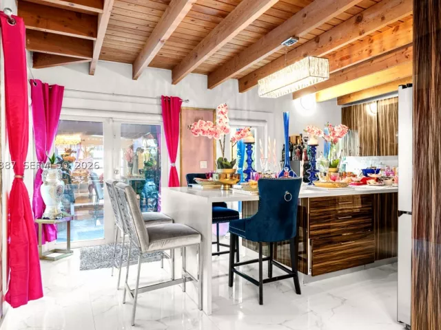 Продажа дома по адресу 12721 SW 47th St - фото 9232711