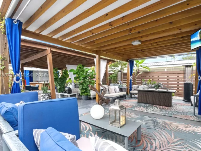 Продажа дома по адресу 12721 SW 47th St - фото 9232754