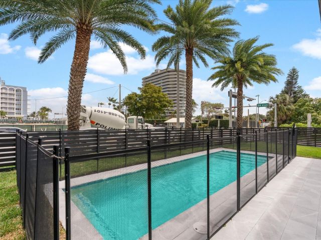 Продажа дома по адресу 301 88th St - фото 7467113