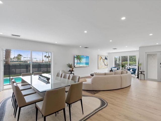 Продажа дома по адресу 301 88th St - фото 7467117