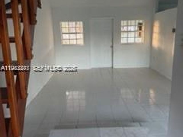 Продажа дома по адресу 20610 SW 120th Pl - фото 7501693