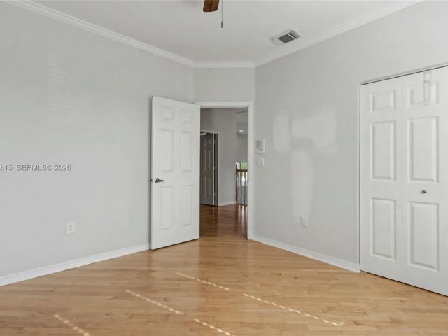 Дом в аренду по адресу 1560 Seagrape Way - фото 7472810