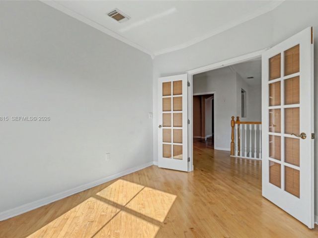 Дом в аренду по адресу 1560 Seagrape Way - фото 7472811