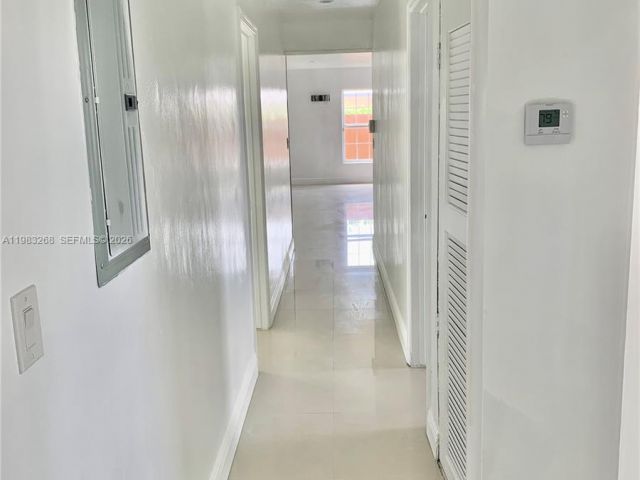 Дом в аренду по адресу 9798 SW 158th St - фото 7509206