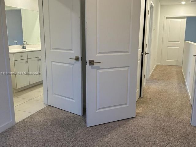 Дом в аренду по адресу 200 SE 5th Ct 200 - фото 7486725