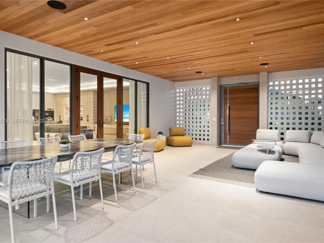 Дом в аренду по адресу 1200 NE 87th St - фото 7466168