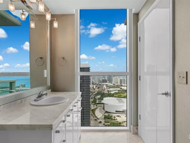 Продажа квартиры # - фото 7488798