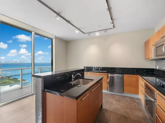 Продажа квартиры # - фото 7488789