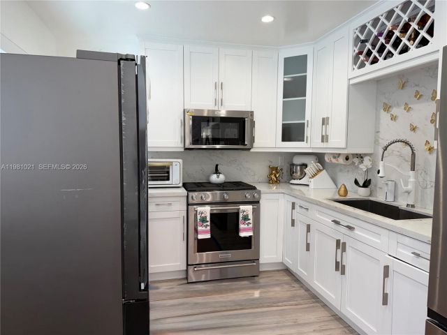 Дом в аренду по адресу 2250 NW 196th St n/a - фото 7479695