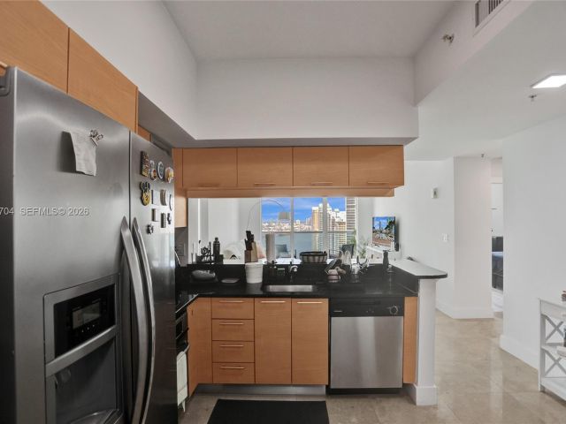 Продажа квартиры #4112 - фото 7490666