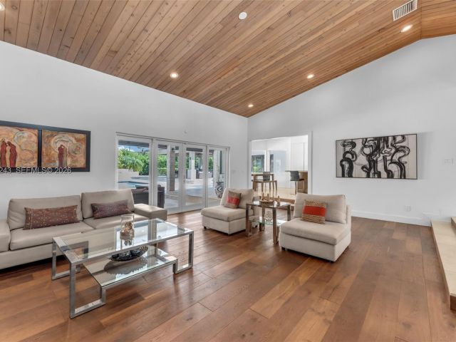 Продажа дома по адресу 8967 SW 117th St - фото 7466470