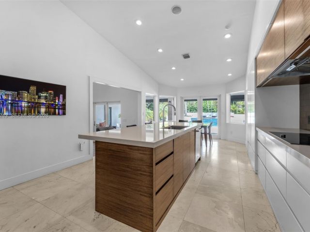 Продажа дома по адресу 8967 SW 117th St - фото 7466474