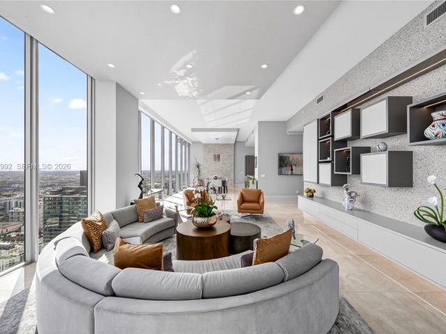 Продажа квартиры #4904 - фото 7525424