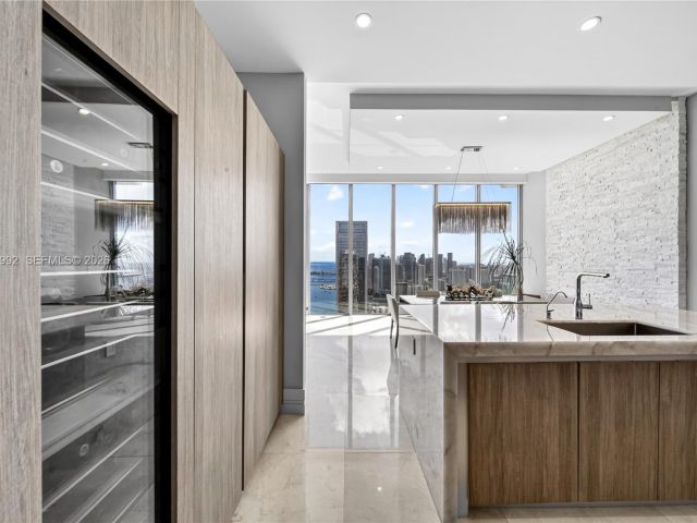 Продажа квартиры #4904 - фото 7525432