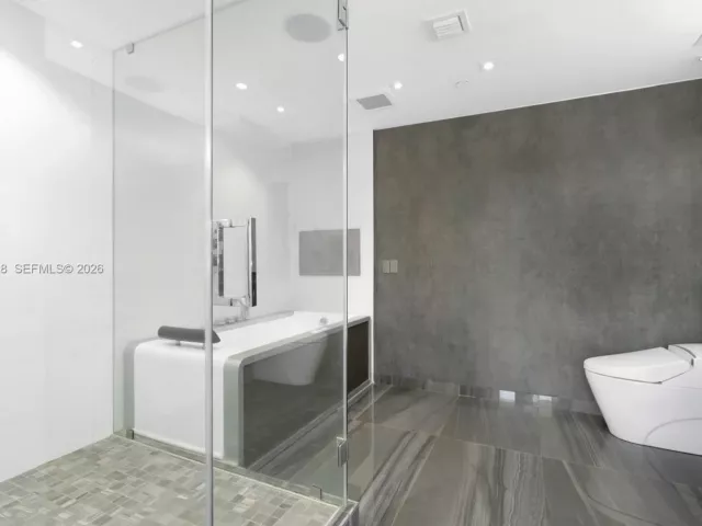 Продажа дома по адресу 1065 99th St - фото 7478056