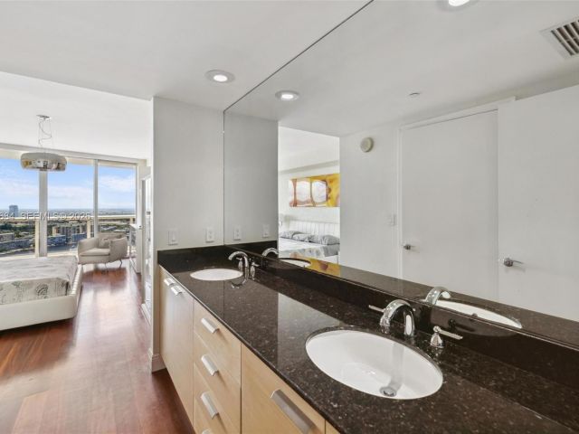 Квартира в аренду номер3606 - фото 7500411