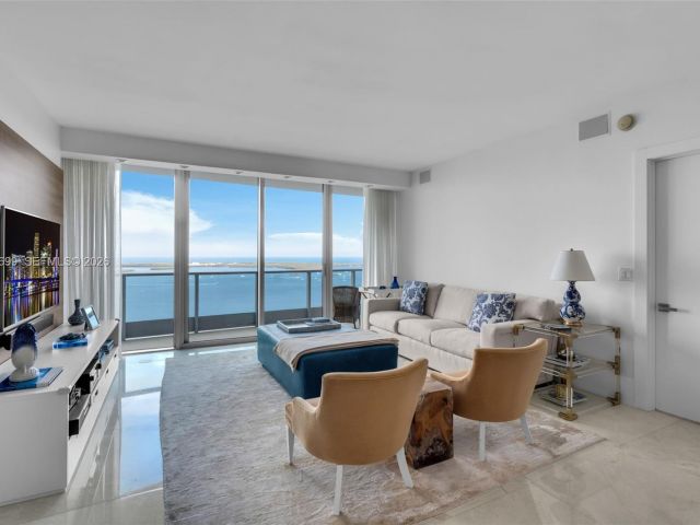 Продажа квартиры #3703 - фото 7511646