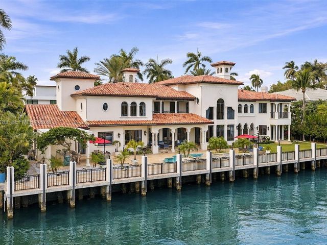 Продажа дома по адресу 628 Coral Way - фото 7482217