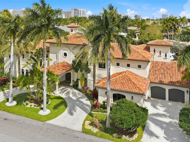 Продажа дома по адресу 628 Coral Way - фото 7482223