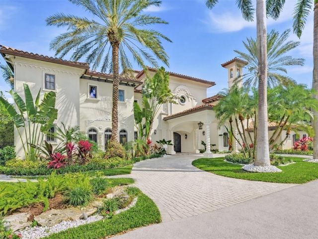 Продажа дома по адресу 628 Coral Way - фото 7482225