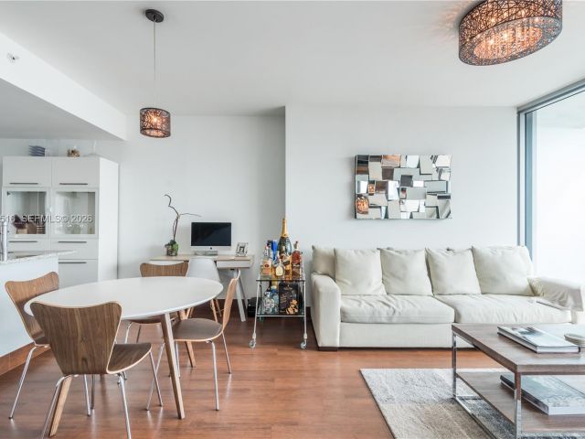 Продажа квартиры #3506 - фото 7477942