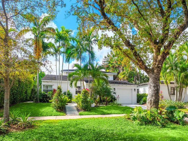 Продажа дома по адресу 14 San Sebastian Ave - фото 7525516