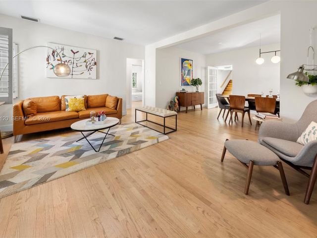 Продажа дома по адресу 14 San Sebastian Ave - фото 7525520