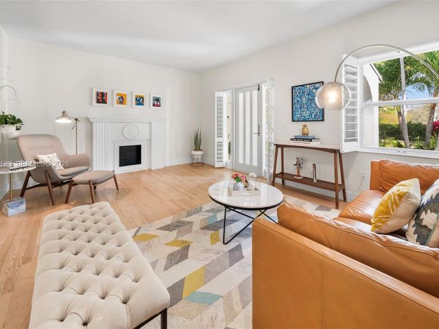 Продажа дома по адресу 14 San Sebastian Ave - фото 7525522