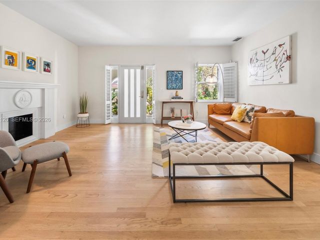 Продажа дома по адресу 14 San Sebastian Ave - фото 7525523