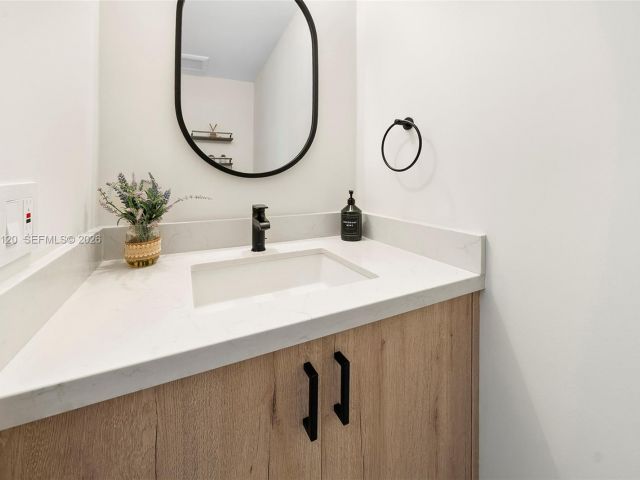 Продажа дома по адресу 14 San Sebastian Ave - фото 7525532