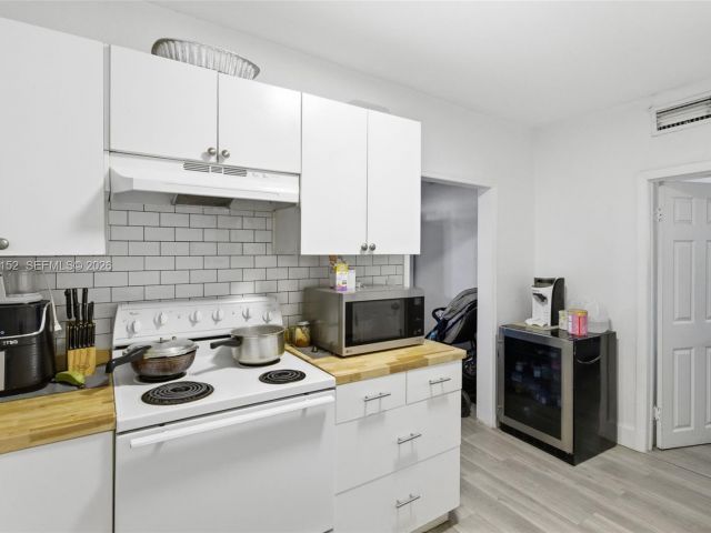 Продажа дома по адресу 2142 NW 33rd St - фото 7516977