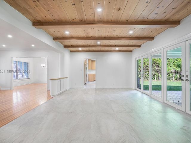 Дом в аренду по адресу 1235 Algardi Ave - фото 7524325