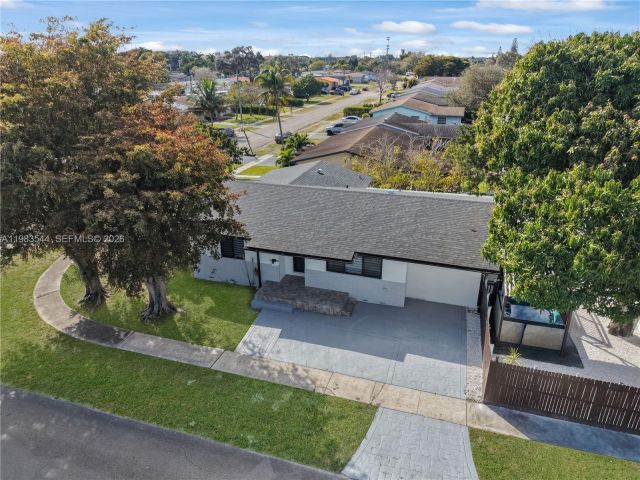 Дом в аренду по адресу 7501 Raleigh St - фото 7472751