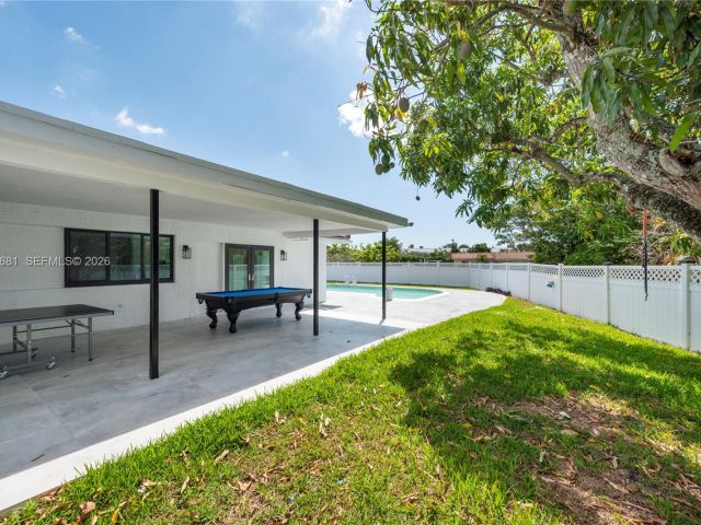 Дом в аренду по адресу 4700 Mckinley St - фото 7472733