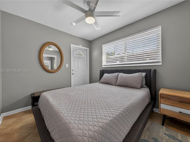 Дом в аренду по адресу 2161 NE 62nd Ct - фото 7482039