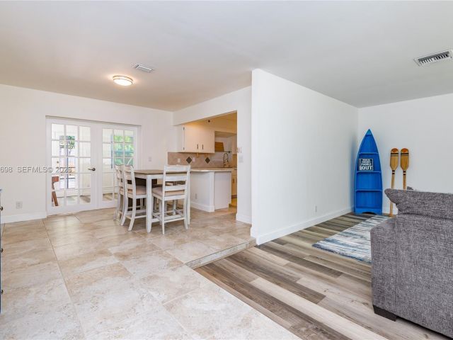 Продажа дома по адресу 505 Heron Dr - фото 7522307