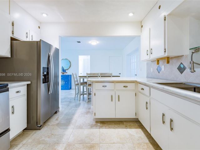 Продажа дома по адресу 505 Heron Dr - фото 7522316