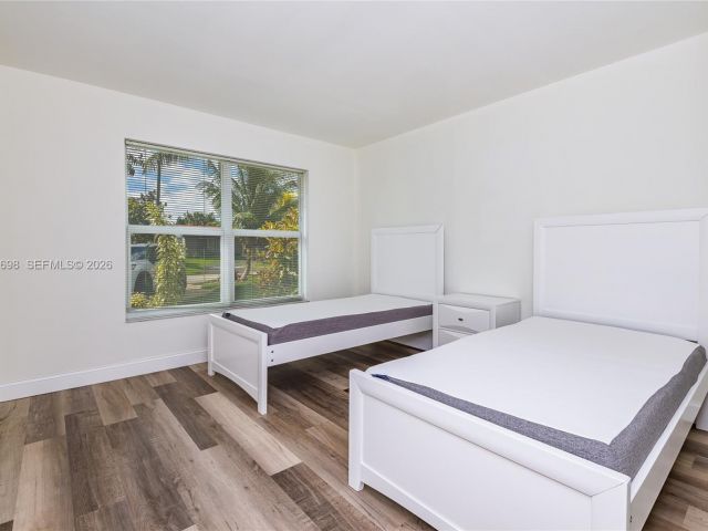 Продажа дома по адресу 505 Heron Dr - фото 7522323