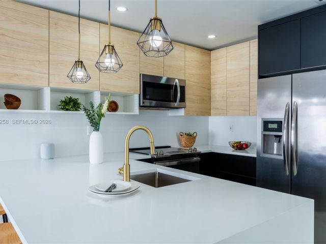 Продажа дома по адресу 21204 Harbor Way 122-12 - фото 7476320