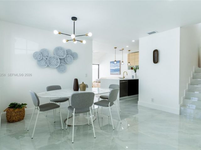 Продажа дома по адресу 21204 Harbor Way 122-12 - фото 7476326