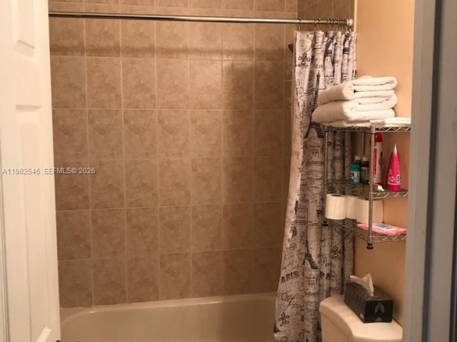 Дом в аренду по адресу 2142 Siena Way - фото 7472711