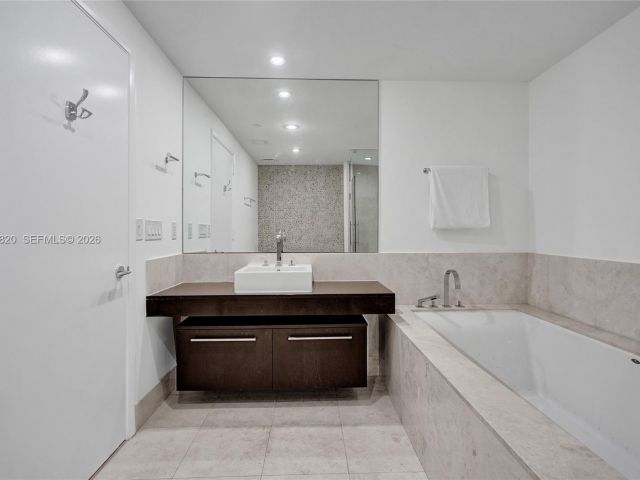 Продажа квартиры #2003 - фото 7498638