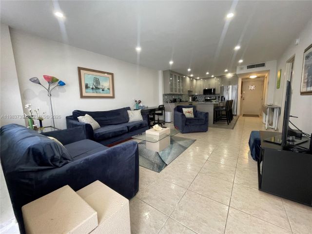 Квартира в аренду номер911 - фото 7470106